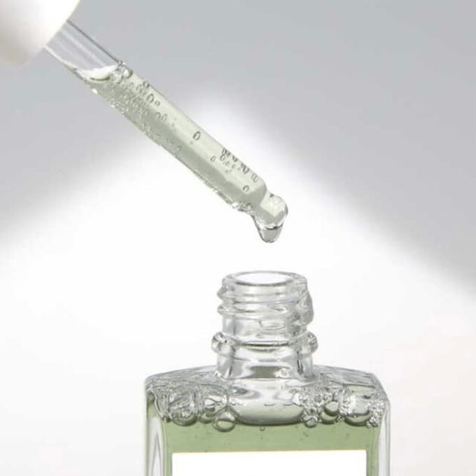 Skin Relief Essence 30 ml – Face Essence, Soothing, For Sensitive Skin, Clear , Centella Asiatica Extract, Suitable For Daily Facial Routine