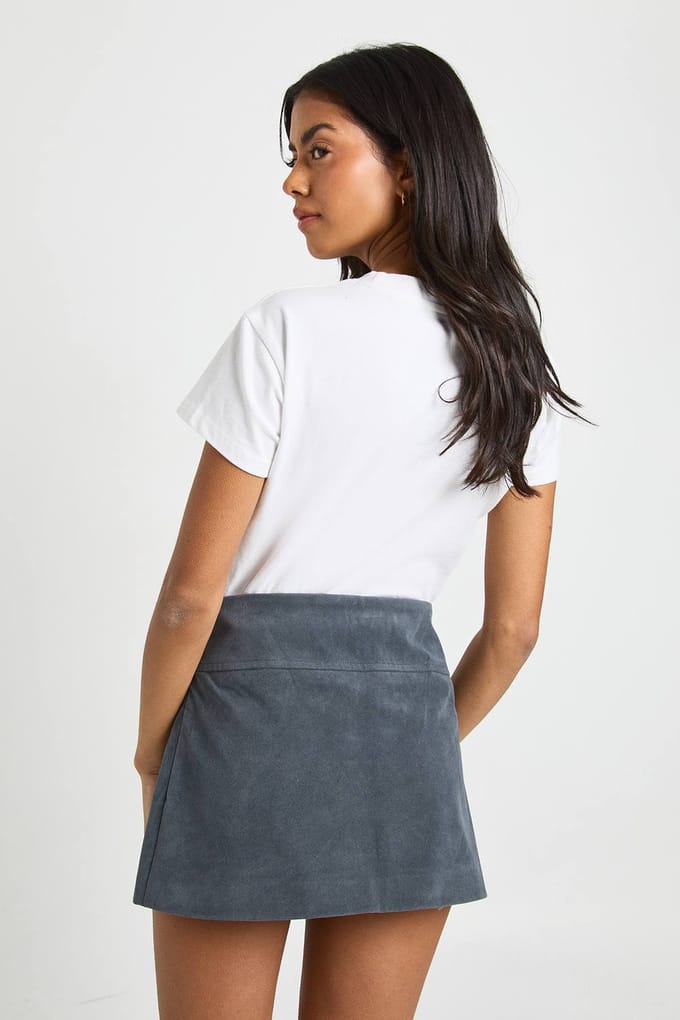 boohoo Dames Namaak Suede Getailleerde A-lijn Mini Rok | Slate Grey | Maat: 8
