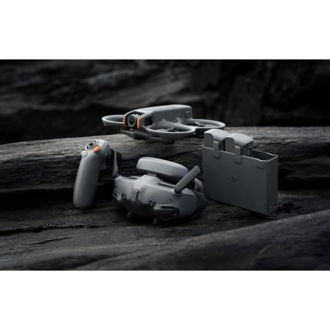 DJI Avata 2 Fly More Combo (3 batterijen), FPV-drone met 4K-camera, immersieve ervaring, acrobatiek met één druk op de knop, ingebouwde