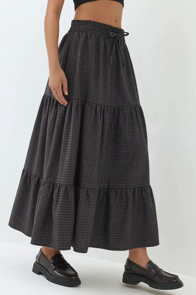 Elastische Taille Gecontroleerde Geknoopte Laagjes Maxi Rok