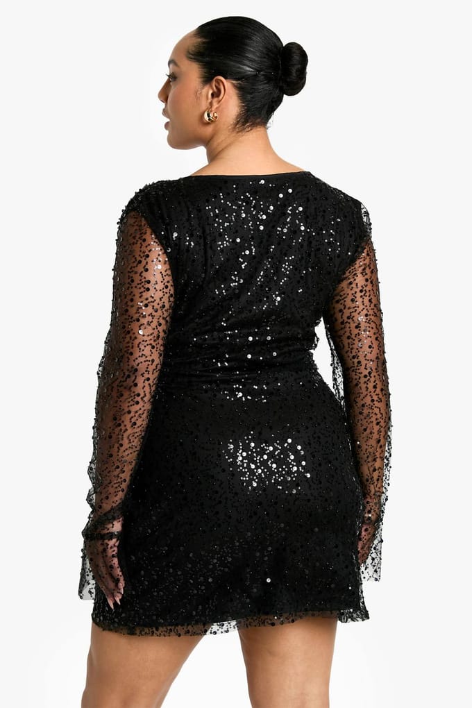 boohoo Dames Plus Kralen- en Paillettenwrapjurk | Black | Maat: 26
