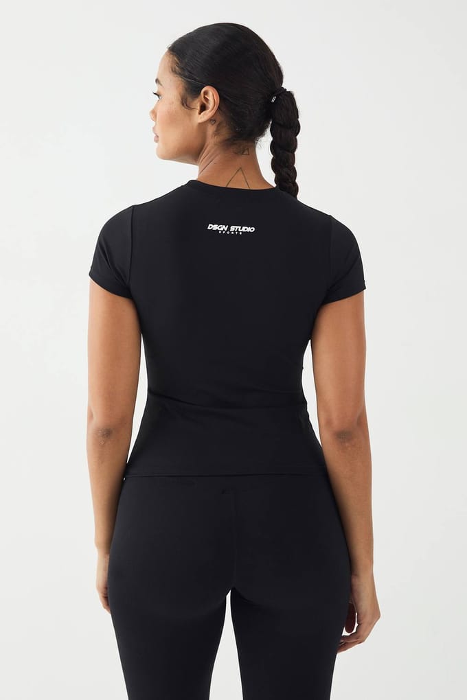 Dames DSGN Studio Ultra Sculpt Korte Mouw Top | Black | Maat: 3XL
