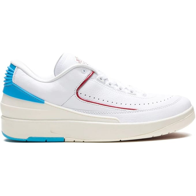 Air Jordan 2 Retro Low UNC To Chicago (W) - Maat 42