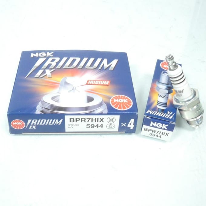 Bougie NGK voor Quad Adly 100 Predator 1997 BPR7HIX / 5944 / doos van 4 Nieuw