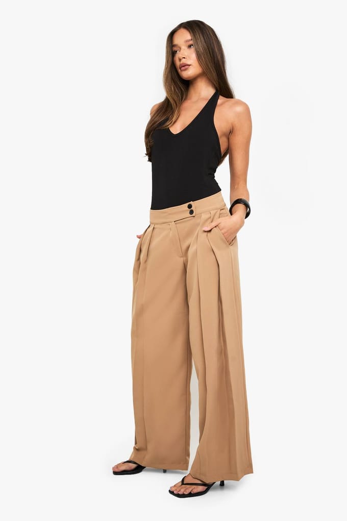 boohoo Dames Geweven geplooide wijde pijpen broek | Camel | Maat: 8