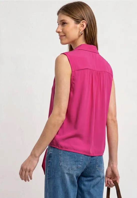 Blousetop met bowlingkraag en knoop