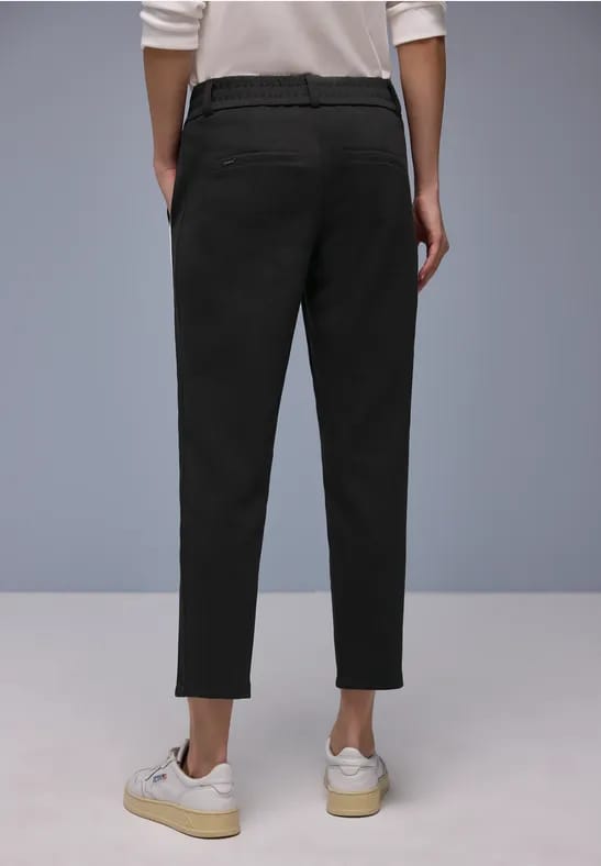 Broek met smalle pijpen