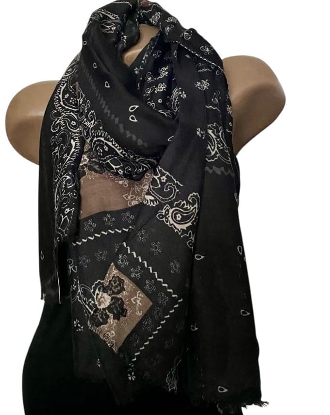 Sjaal met Paisley & Bloemenprint – 100% Viscose - Zwart