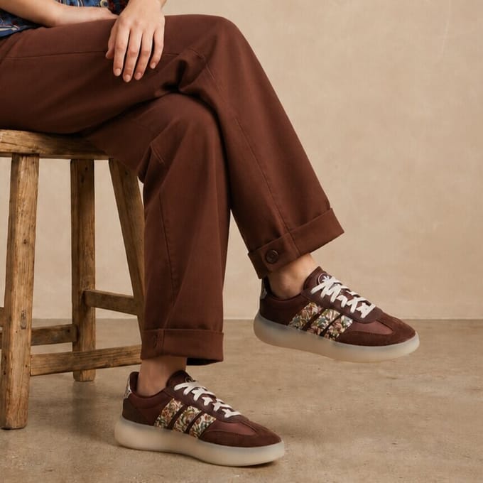 Adidas Barreda Decode Farm Rio Sneakers bruin - Maat 42