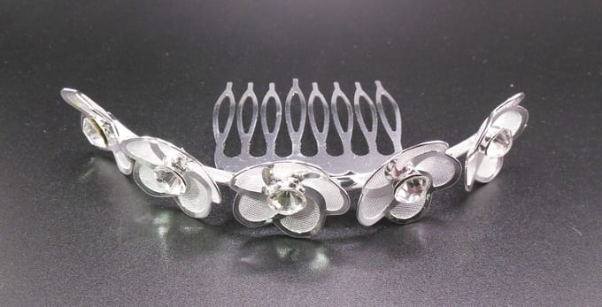 Tiara 5 bloemen met strass