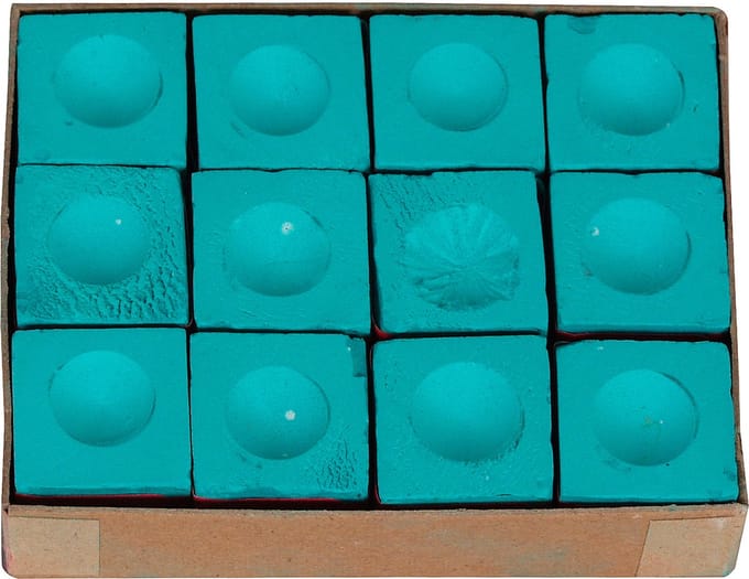 Groene triangle biljartkrijt 12 stuks