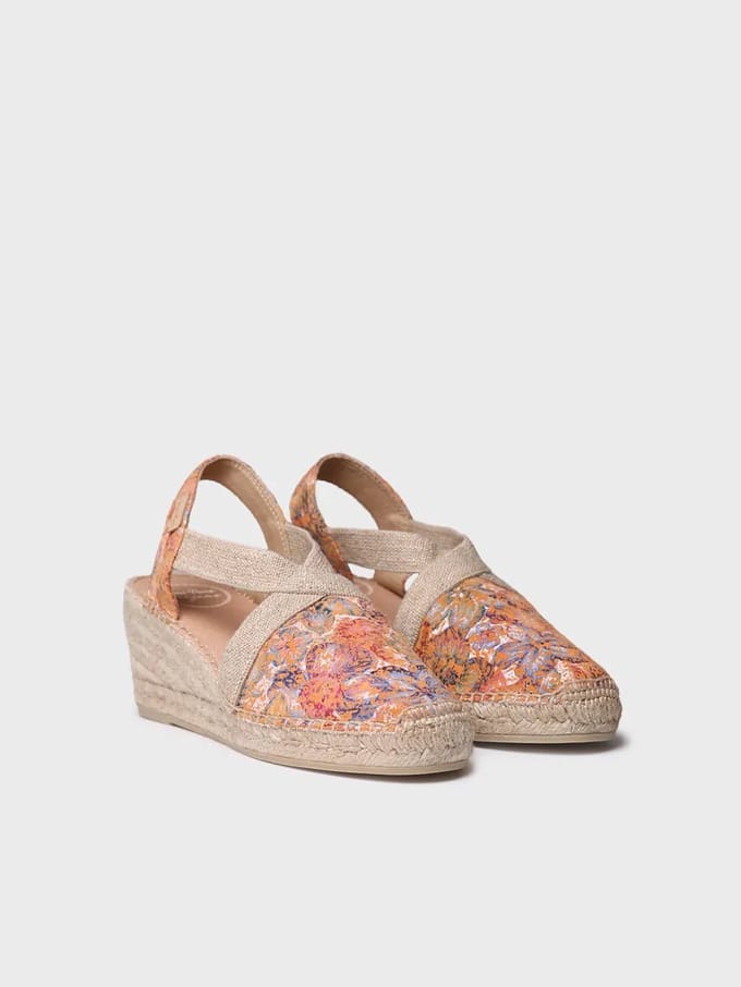 Dames espadrille van bedrukt leer met sleehak en elastische bandjes | TELVA-LL