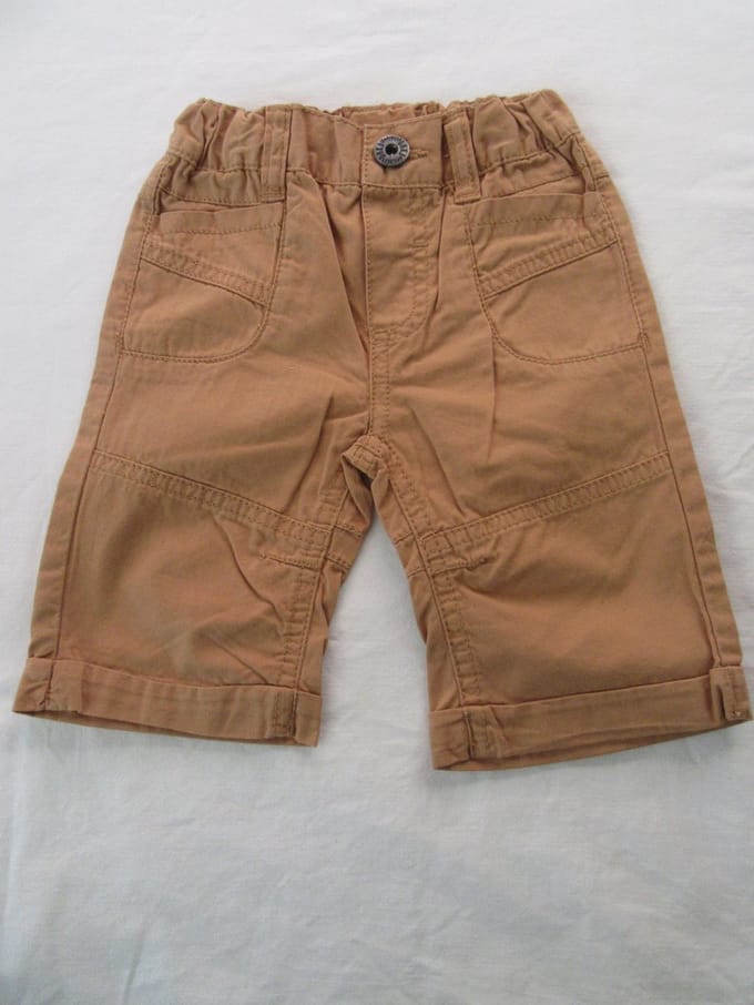 dirkje, korte broek , bermuda, beige , 3 jaar 98