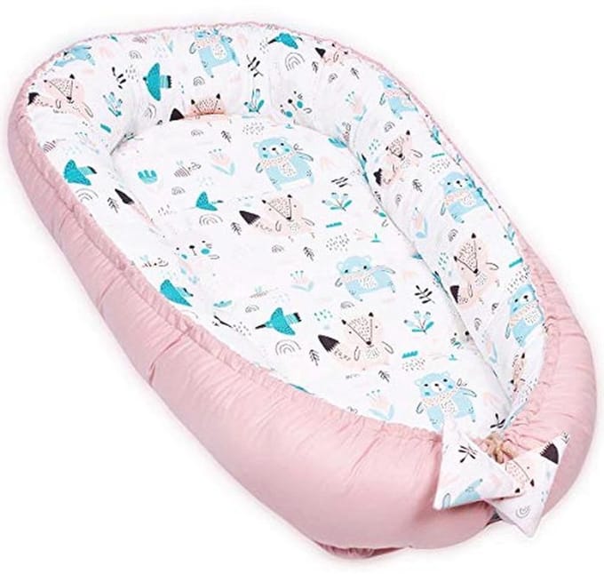 2-zijdig babynestje voor baby's en zuigelingen - knuffelnest, cocon en aankleedkussen van 100% katoen
