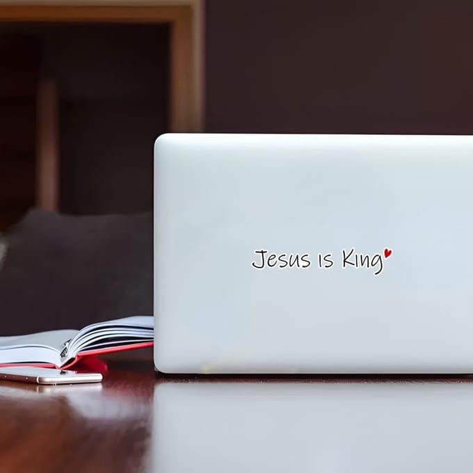 VANDAAG VERZONDEN - 2 STUKS - Sticker - 17cm - Jesus is King - Christelijk - Jezus