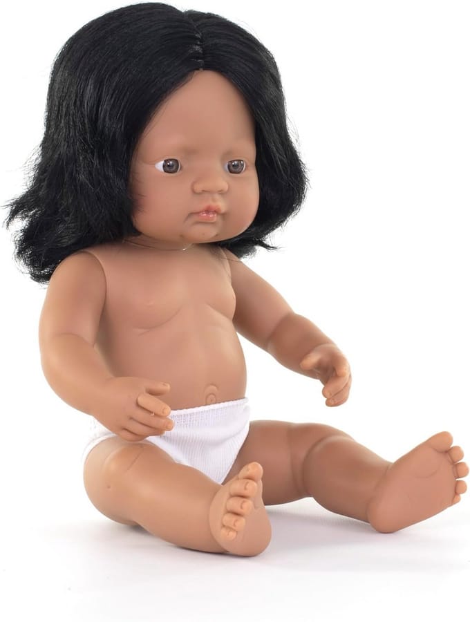 Zuid-Amerikaans meisje babypop 38 cm