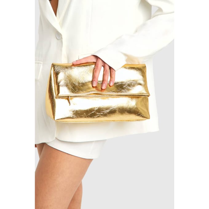 boohoo Dames Grote Metallic Fold Over Clutch Bag | Goud