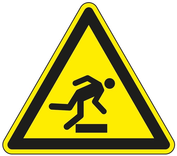 Waarschuwingssticker struikelgevaar - ISO 7010 - W007 300 mm