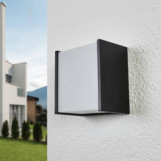 Philips Macaw wall lantern black 1x3W SELV