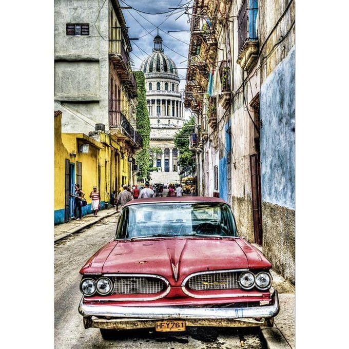 Educa Vintage Car in Old Havana (1000)