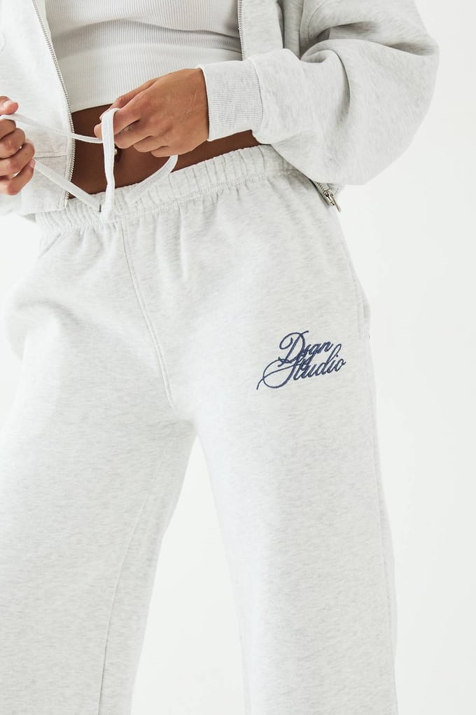 Dames DSGN Studio Contrast Script Straight Leg Jogger | Asgrijs | Maat: Medium