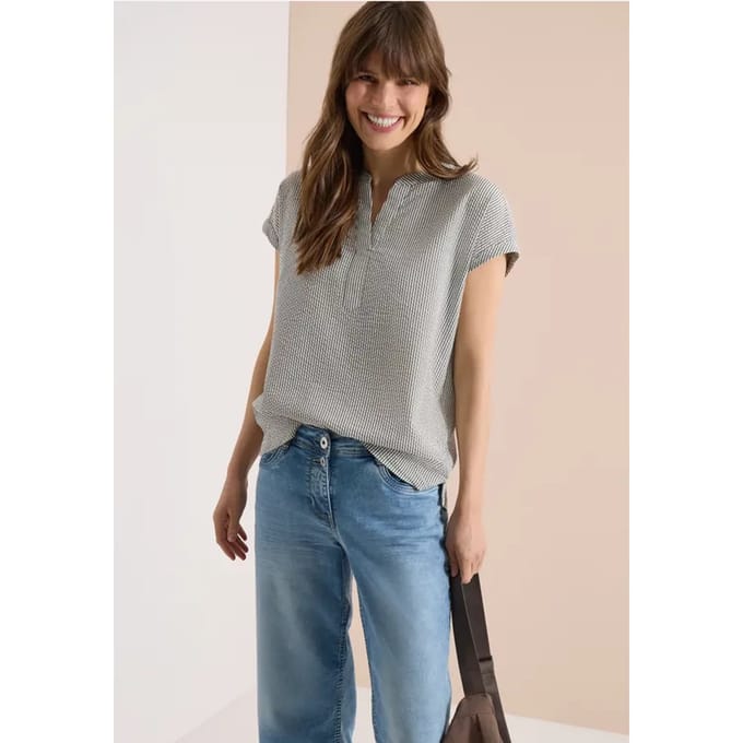Blouse met gespleten hals in seersucker kwaliteit