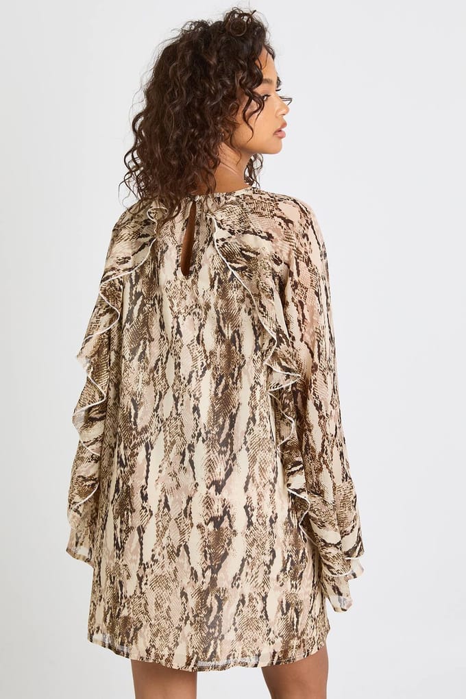 boohoo Dames Slangprint chiffon smockjurk | Stone | Maat: 8