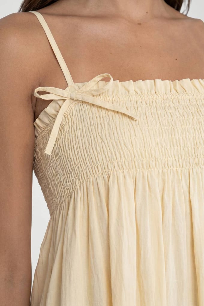 boohoo Dames Lange Maxi Smock Jurk Met Gerimpeld Detail | Lemon | Maat: 6