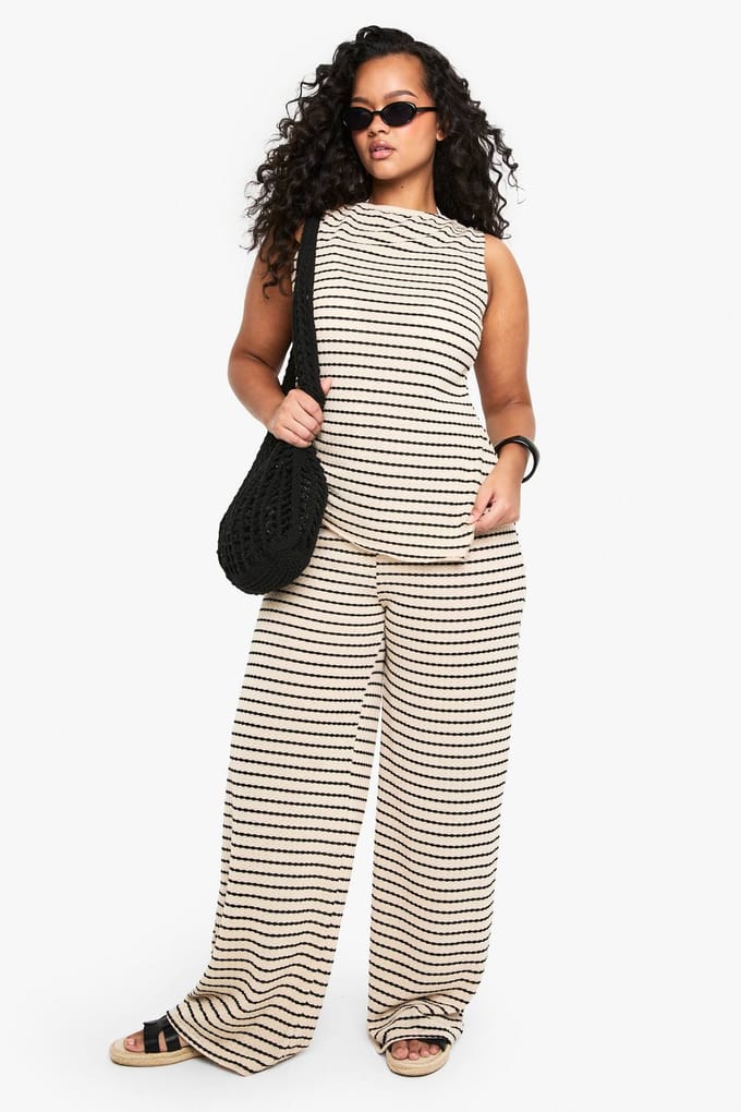boohoo Dames PLUS STREEP GERIBBELDE TOP | Ecru | Maat: 46