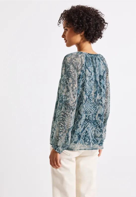 Raglan chiffon blouse