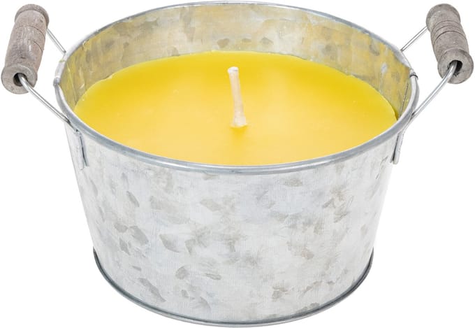 Citronella buitenkaars in emmer: sfeervolle verlichting en insectenwer