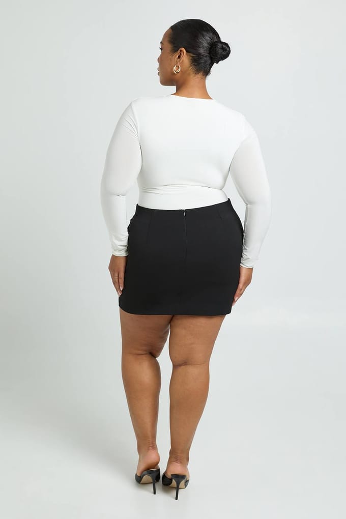 boohoo Dames Plus Corsage Mini Rok | Black | Maat: 20