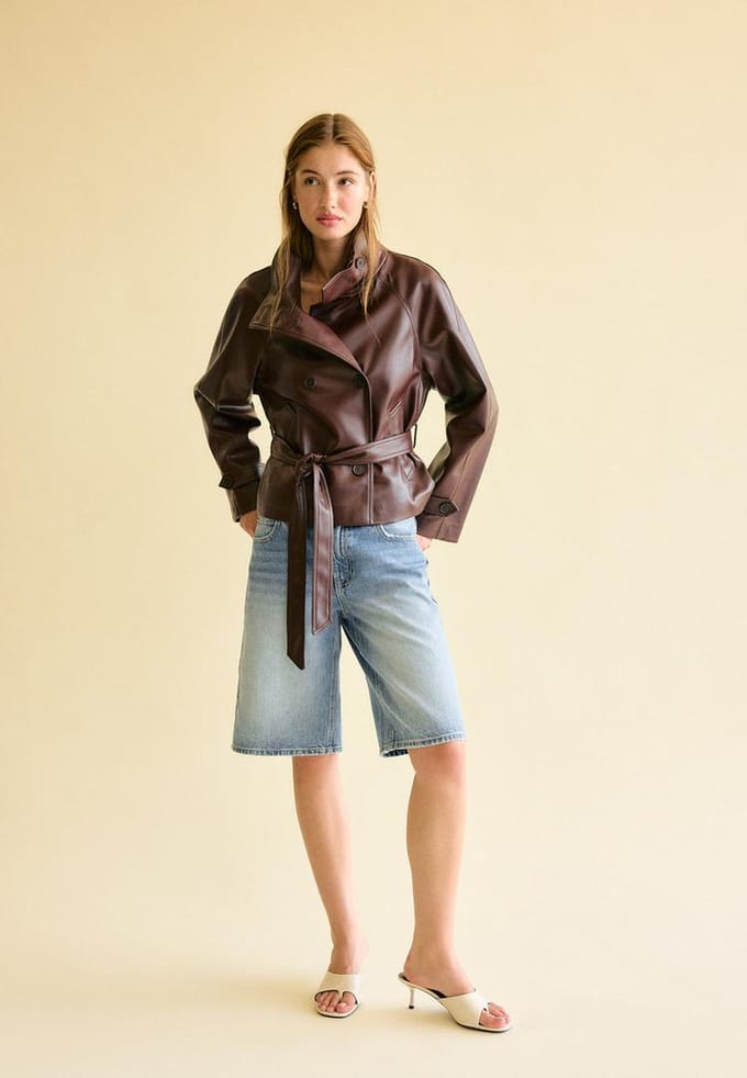 Stradivarius Trenchcoat met opstaande kraag en leereffect  Bruin S