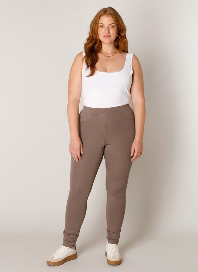 BASE LEVEL CURVY Arnika Tregging - Dark Taupe - maat 3(52)