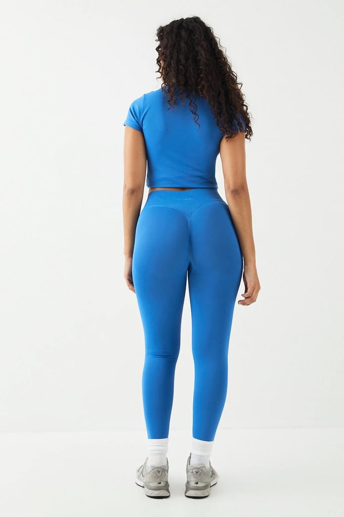 Dames DSGN Studio Sport Ultra Contour Naadloze Scrunch Bum Legging | Blauw | Maat: Medium