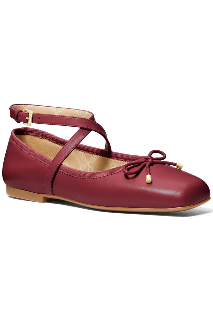 Michael Kors Collette Wrap Ballet Shoe In Red Maat: 39 | Ballerina's Outlet | Dames | Rood