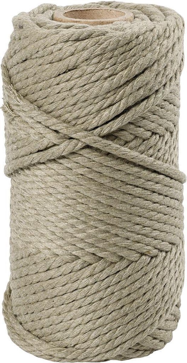 Macramé koord. mosgroen. L: 55 m. d: 4 mm. 330 gr - 1 rol