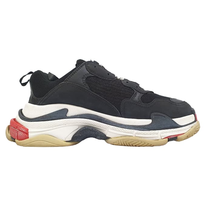 Balenciaga Triple S Sneakers in Zwart Polyester