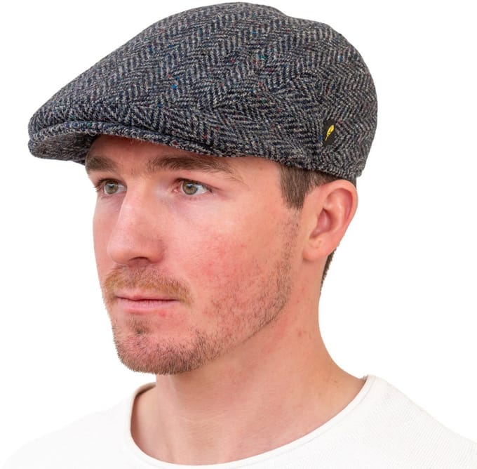 Hatman of Ireland Traditional Flat cap the Dubliner 100% Donegal Tweed Blue / Grey Herringbone maat Medium (58cm)