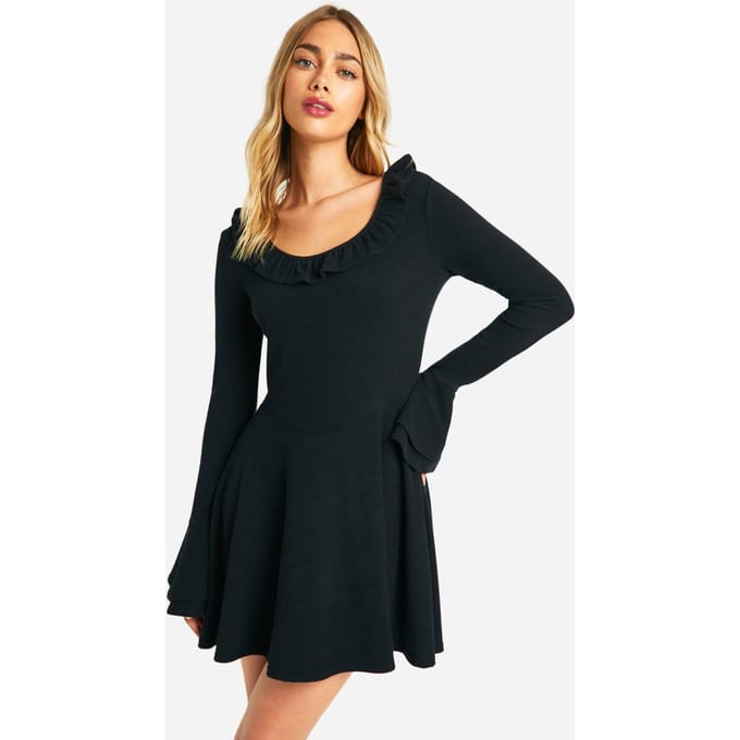 boohoo Dames Geribbelde smockjurk met flare mouwen | Black | Maat: 8