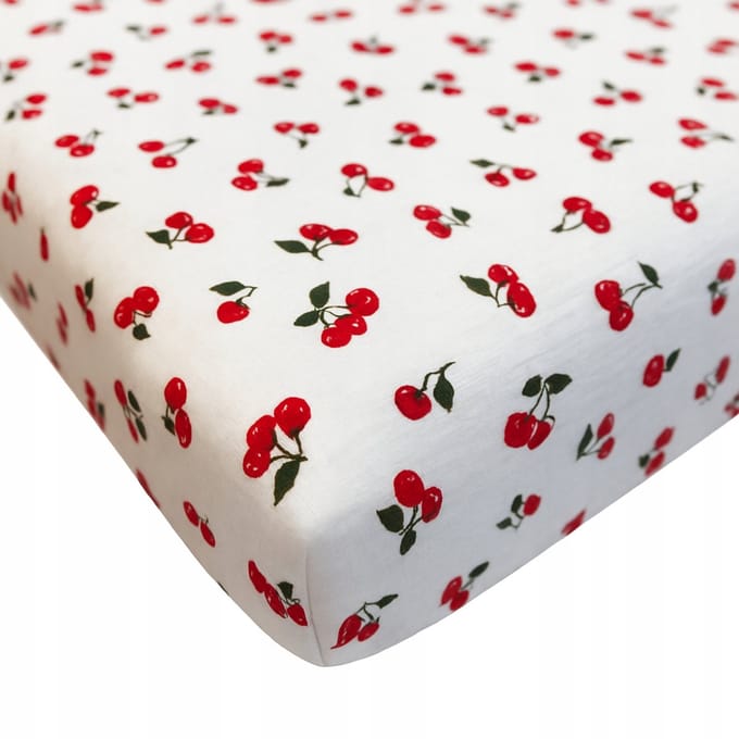 Dartomik Serie - Muslin Wieg Laken - 120x60 cm - Elastische Hoek - Kersenprint