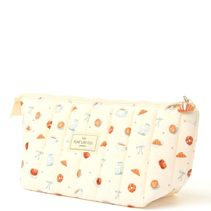 The Flat Lay Co. Marshmallow Essential Makeup Pouch - Patisserie