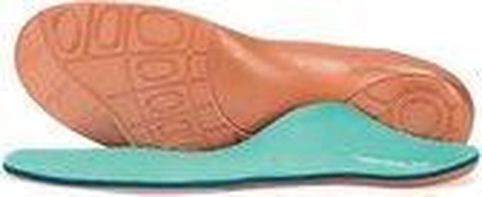 AETREX PREMIUM MEM FOAM CUP/NEUTRAL M07