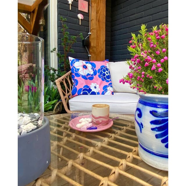 Gek op kussens! Sierkussen pink blue flower | 45 x 45 cm | katoen/polyester