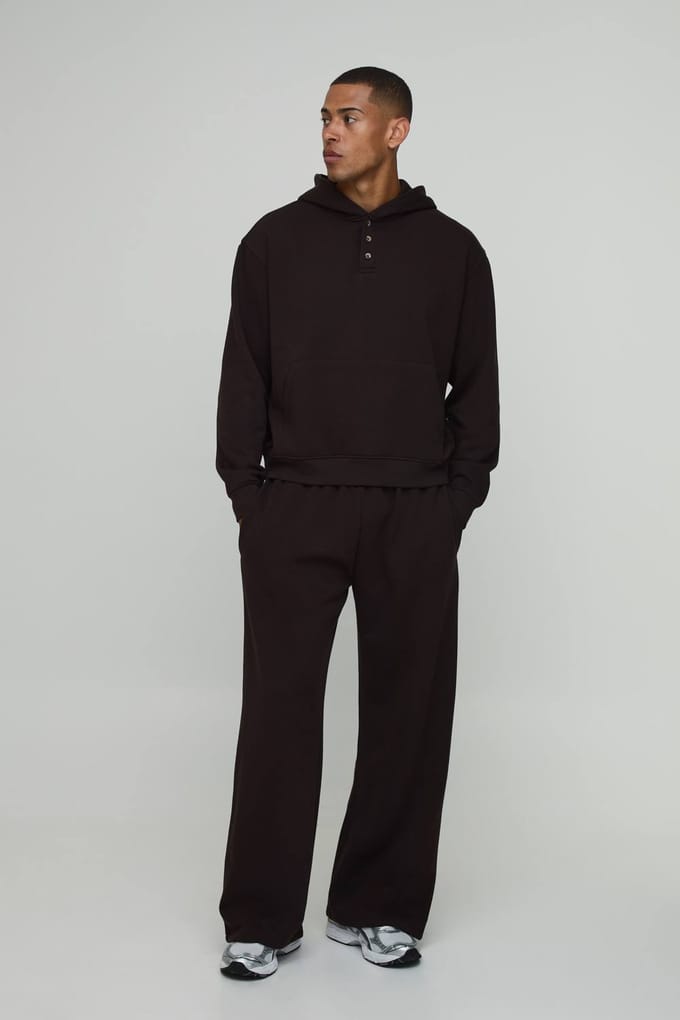 Oversized Boxy Henley Hoodie En Wijde Pijpen Joggingbroek | Chocolate | Size Medium