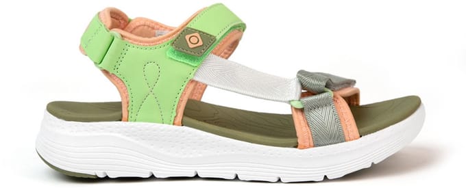 Izas Poitiers Sandalen Groen EU 37 Vrouw