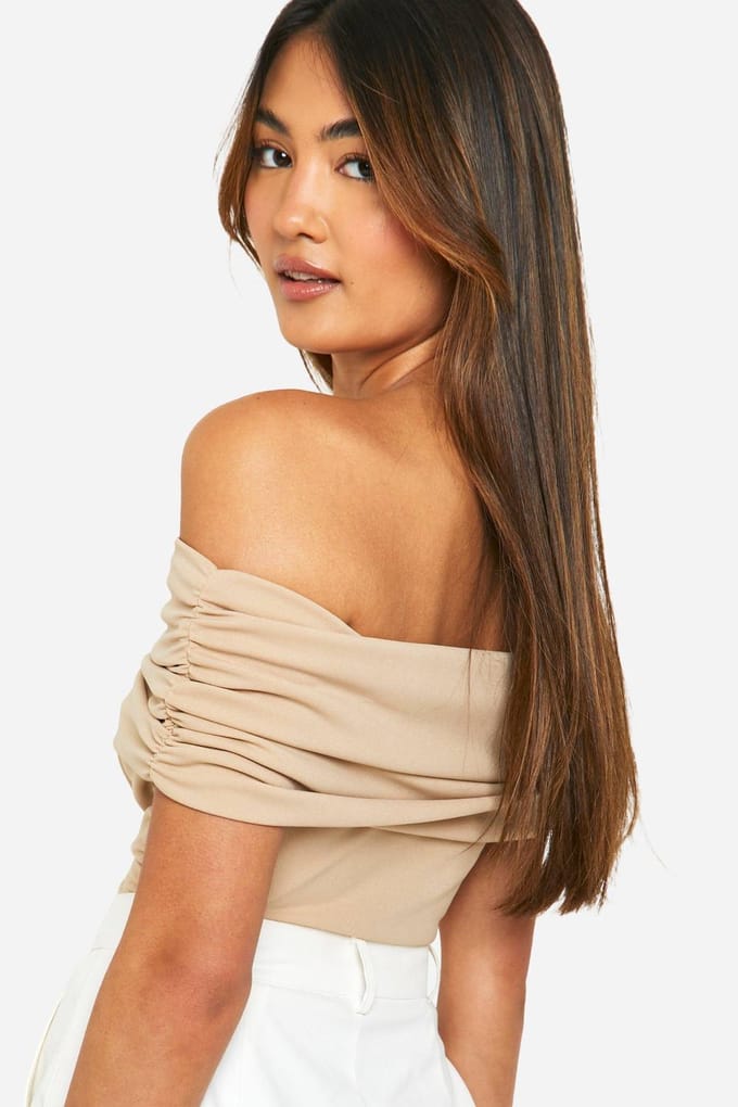 boohoo Dames Crepe Bardot Ruched Top | Stone | Maat: 8