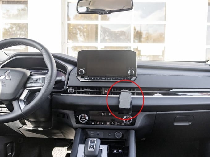 Brodit ProClip houder geschikt voor Mitsubishi Outlander 2022 - Angled mount