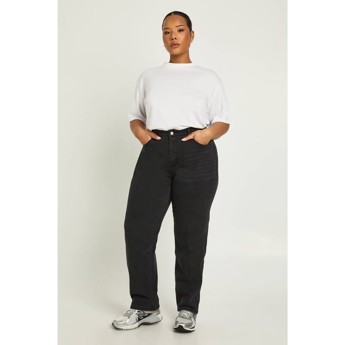 boohoo Dames De Plus Size Hoge Taille Mom Jeans | Washed Black | Maat: 28/30L
