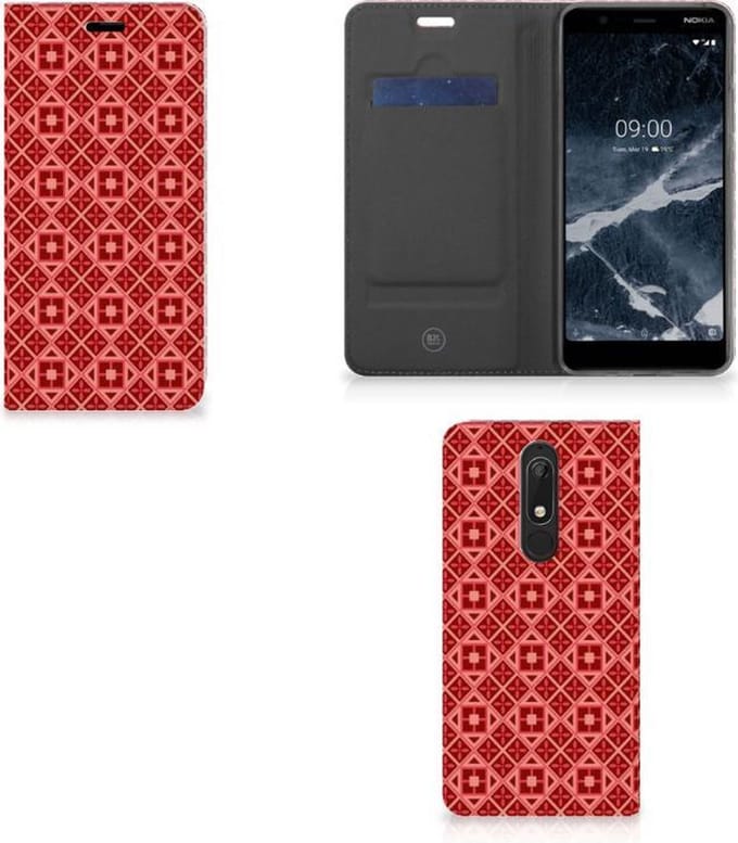 Nokia 5.1 (2018) Hoesje met Magneet Batik Rood